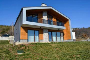 Фото номера Вилла с 3 спальнями Виллы The Lake House г. Gorna Dikanya 21