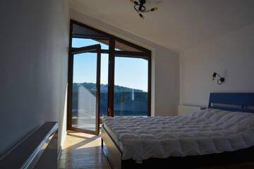 Фото номера Вилла с 3 спальнями Виллы The Lake House г. Gorna Dikanya 10